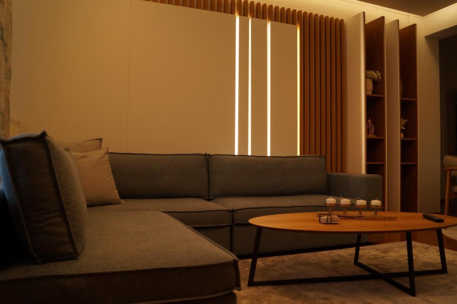 Daphne Luxury Apartment Кастория Экстерьер фото
