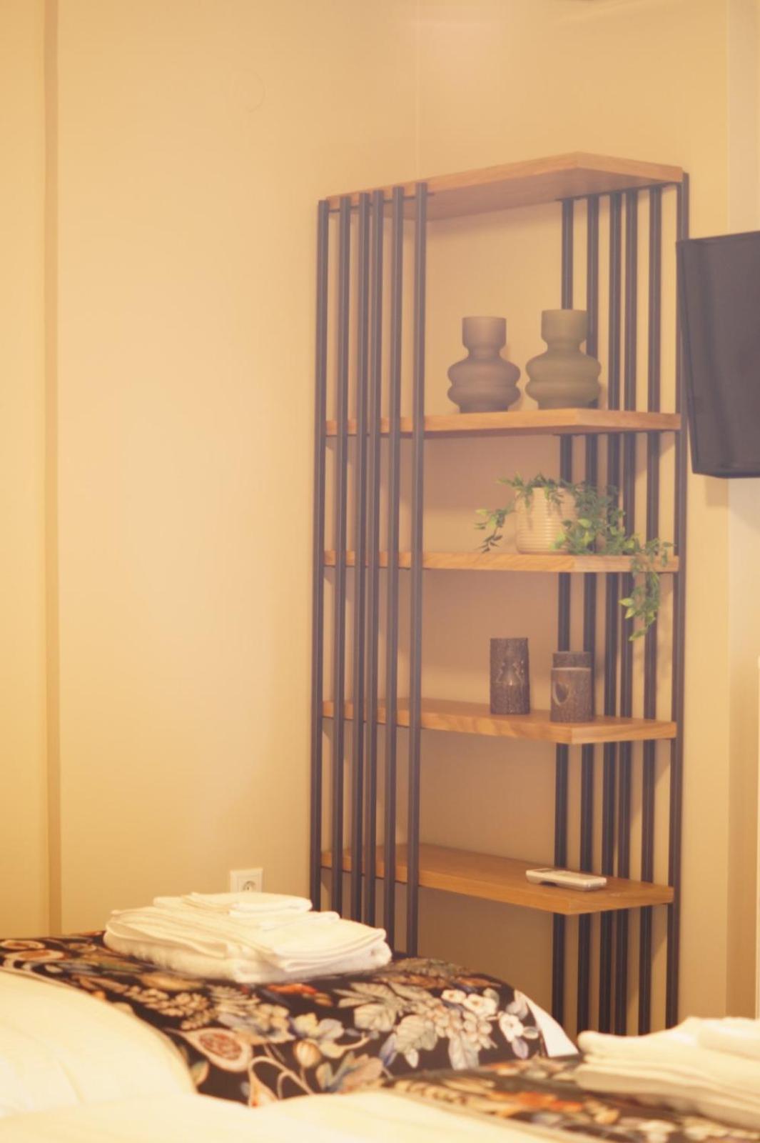 Daphne Luxury Apartment Кастория Экстерьер фото